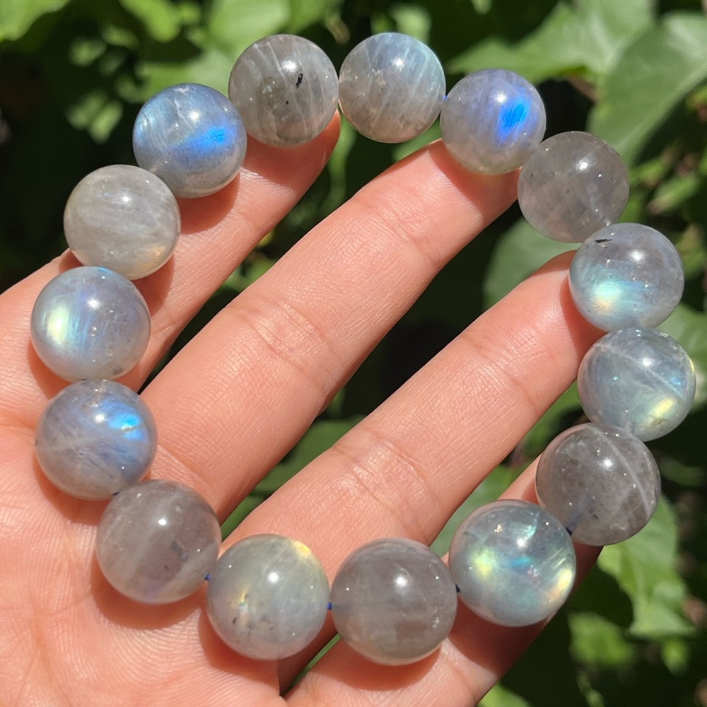 15mm stretchable super flashy labradorite‎ bracelet